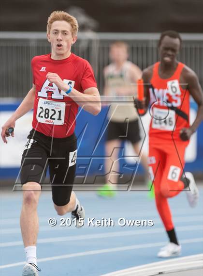 Thumbnail 2 in 2015 Drake Relays photogallery.