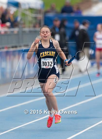 Thumbnail 2 in 2015 Drake Relays photogallery.