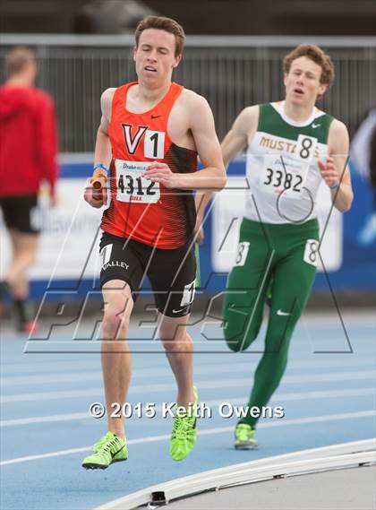 Thumbnail 3 in 2015 Drake Relays photogallery.