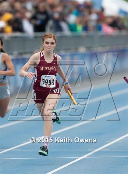Thumbnail 3 in 2015 Drake Relays photogallery.