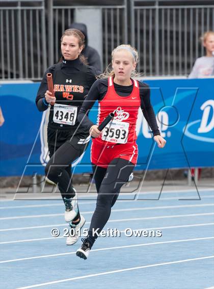 Thumbnail 1 in 2015 Drake Relays photogallery.