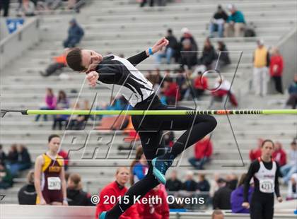 Thumbnail 1 in 2015 Drake Relays photogallery.