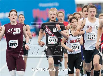 Thumbnail 1 in 2015 Drake Relays photogallery.