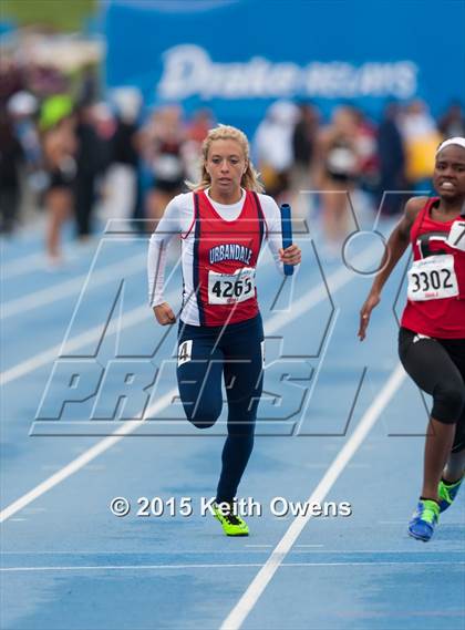 Thumbnail 2 in 2015 Drake Relays photogallery.
