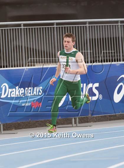 Thumbnail 3 in 2015 Drake Relays photogallery.