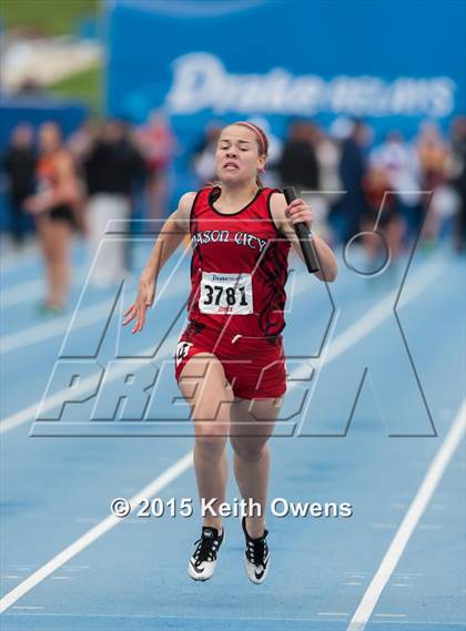 Thumbnail 3 in 2015 Drake Relays photogallery.