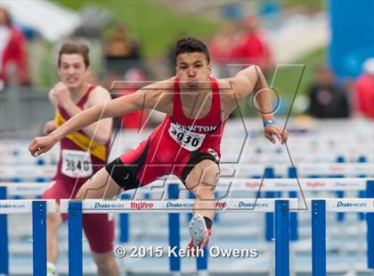 Thumbnail 1 in 2015 Drake Relays photogallery.