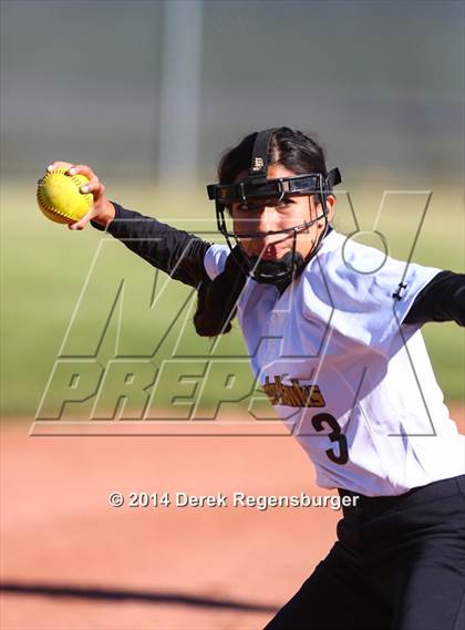 Thumbnail 3 in Prairie View vs Rock Canyon (CHSAA 5A Playoff 1st Round) photogallery.