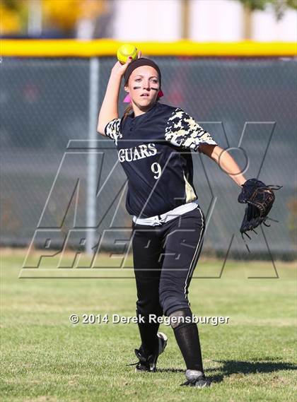 Thumbnail 3 in Prairie View vs Rock Canyon (CHSAA 5A Playoff 1st Round) photogallery.