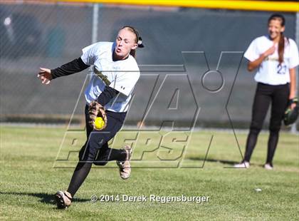 Thumbnail 2 in Prairie View vs Rock Canyon (CHSAA 5A Playoff 1st Round) photogallery.