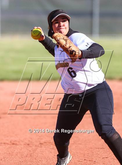 Thumbnail 1 in Prairie View vs Rock Canyon (CHSAA 5A Playoff 1st Round) photogallery.