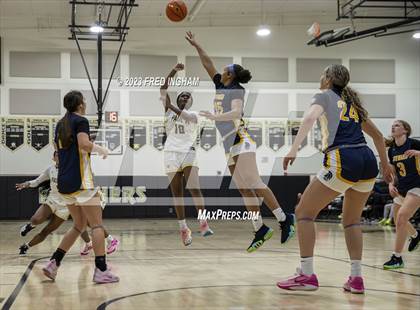 Thumbnail 3 in Steward @ Paul VI photogallery.