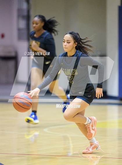 Thumbnail 1 in Pleasant Hill Adventist Academy @ Berean Christian photogallery.