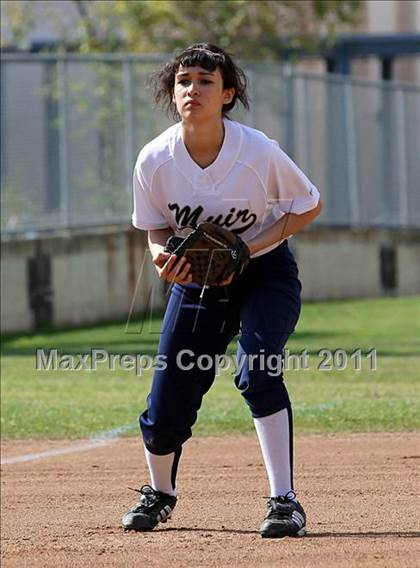 Thumbnail 2 in Muir @ Crescenta Valley photogallery.