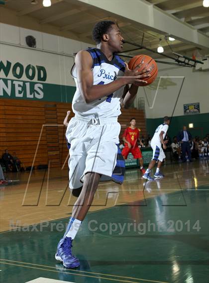 Thumbnail 2 in Price vs. Taft (Paul Pierce Classic)  photogallery.