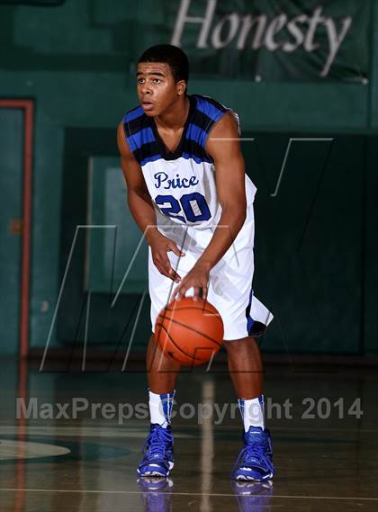 Thumbnail 1 in Price vs. Taft (Paul Pierce Classic)  photogallery.