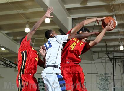 Thumbnail 1 in Price vs. Taft (Paul Pierce Classic)  photogallery.