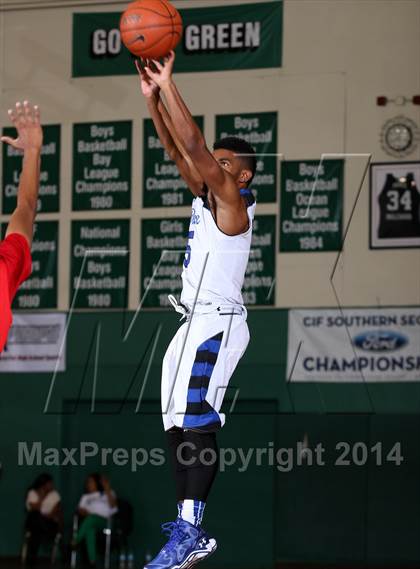 Thumbnail 1 in Price vs. Taft (Paul Pierce Classic)  photogallery.