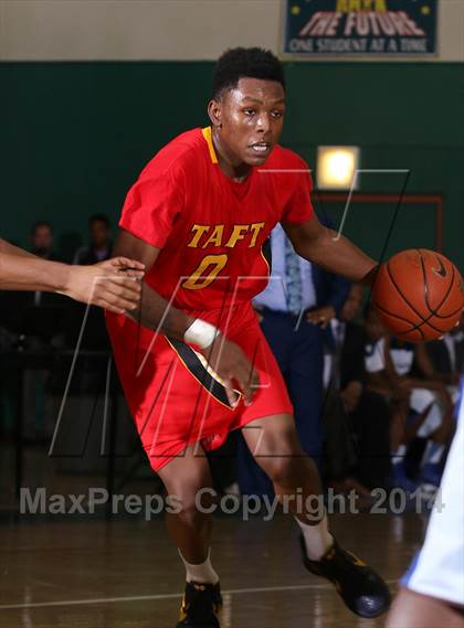 Thumbnail 3 in Price vs. Taft (Paul Pierce Classic)  photogallery.