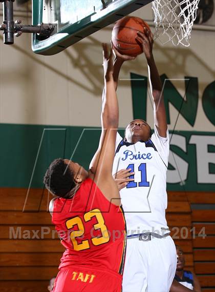 Thumbnail 3 in Price vs. Taft (Paul Pierce Classic)  photogallery.