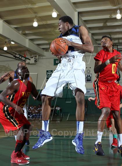Thumbnail 2 in Price vs. Taft (Paul Pierce Classic)  photogallery.