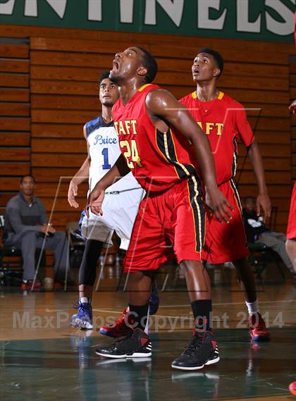 Thumbnail 2 in Price vs. Taft (Paul Pierce Classic)  photogallery.