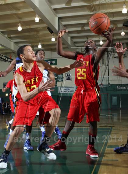 Thumbnail 1 in Price vs. Taft (Paul Pierce Classic)  photogallery.