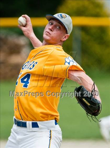 Thumbnail 2 in Cumberland vs. North Providence (RIIL Division 1 Region 1 Playoffs) photogallery.