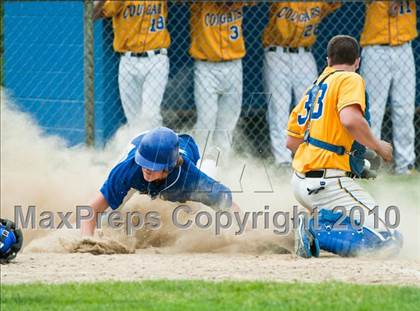 Thumbnail 2 in Cumberland vs. North Providence (RIIL Division 1 Region 1 Playoffs) photogallery.