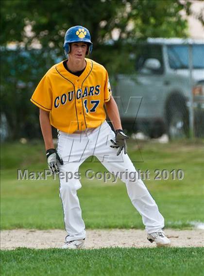 Thumbnail 2 in Cumberland vs. North Providence (RIIL Division 1 Region 1 Playoffs) photogallery.
