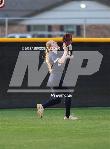 Thumbnail 3 in Lamar vs. Katy (UIL 6A Area Playoff) photogallery.