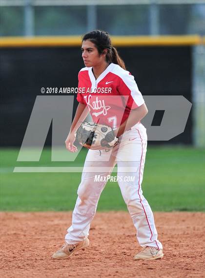 Thumbnail 3 in Lamar vs. Katy (UIL 6A Area Playoff) photogallery.