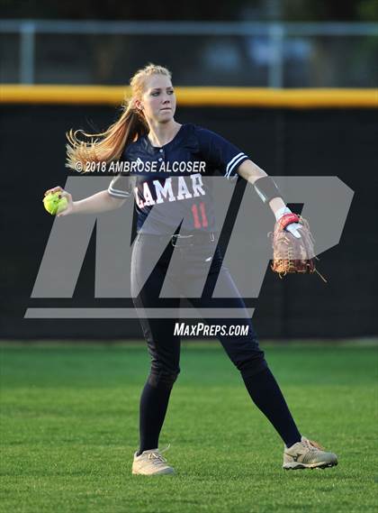 Thumbnail 1 in Lamar vs. Katy (UIL 6A Area Playoff) photogallery.
