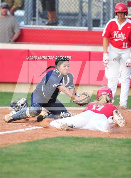 Thumbnail 2 in Lamar vs. Katy (UIL 6A Area Playoff) photogallery.