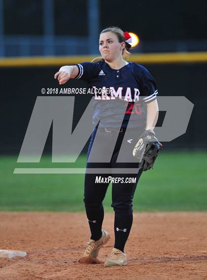 Thumbnail 2 in Lamar vs. Katy (UIL 6A Area Playoff) photogallery.