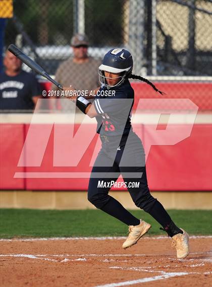 Thumbnail 1 in Lamar vs. Katy (UIL 6A Area Playoff) photogallery.