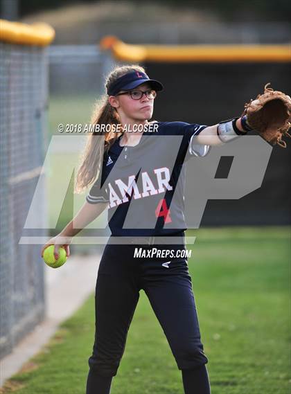 Thumbnail 2 in Lamar vs. Katy (UIL 6A Area Playoff) photogallery.