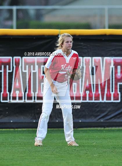 Thumbnail 2 in Lamar vs. Katy (UIL 6A Area Playoff) photogallery.