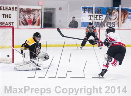 Thumbnail 1 in Chaminade vs Oakville (Challenge Cup Playoff Round 2) photogallery.