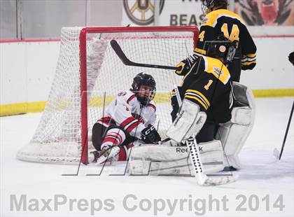 Thumbnail 3 in Chaminade vs Oakville (Challenge Cup Playoff Round 2) photogallery.
