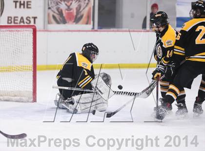 Thumbnail 2 in Chaminade vs Oakville (Challenge Cup Playoff Round 2) photogallery.