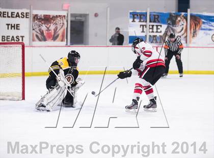 Thumbnail 1 in Chaminade vs Oakville (Challenge Cup Playoff Round 2) photogallery.