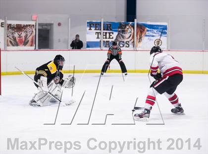 Thumbnail 2 in Chaminade vs Oakville (Challenge Cup Playoff Round 2) photogallery.