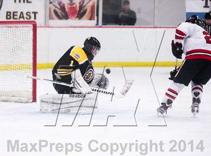 Thumbnail 2 in Chaminade vs Oakville (Challenge Cup Playoff Round 2) photogallery.