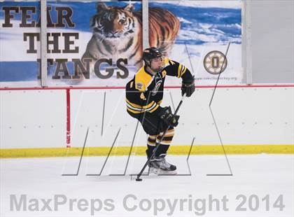 Thumbnail 1 in Chaminade vs Oakville (Challenge Cup Playoff Round 2) photogallery.