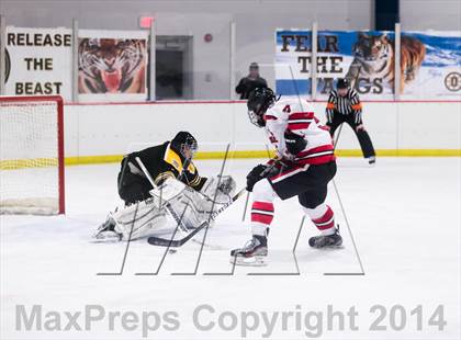 Thumbnail 2 in Chaminade vs Oakville (Challenge Cup Playoff Round 2) photogallery.