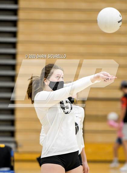 Thumbnail 2 in Mesquite vs Saguaro (AIA 4A Conference Play-In) photogallery.