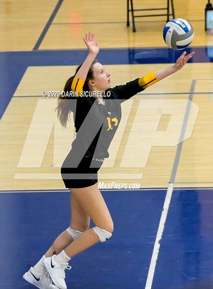 Thumbnail 2 in Mesquite vs Saguaro (AIA 4A Conference Play-In) photogallery.