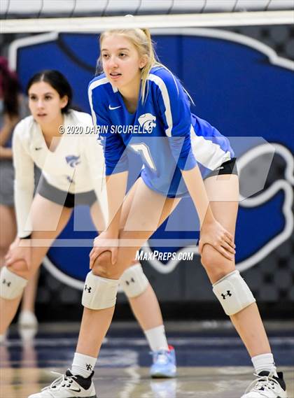 Thumbnail 1 in Mesquite vs Saguaro (AIA 4A Conference Play-In) photogallery.