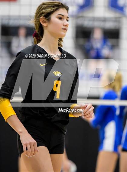Thumbnail 3 in Mesquite vs Saguaro (AIA 4A Conference Play-In) photogallery.